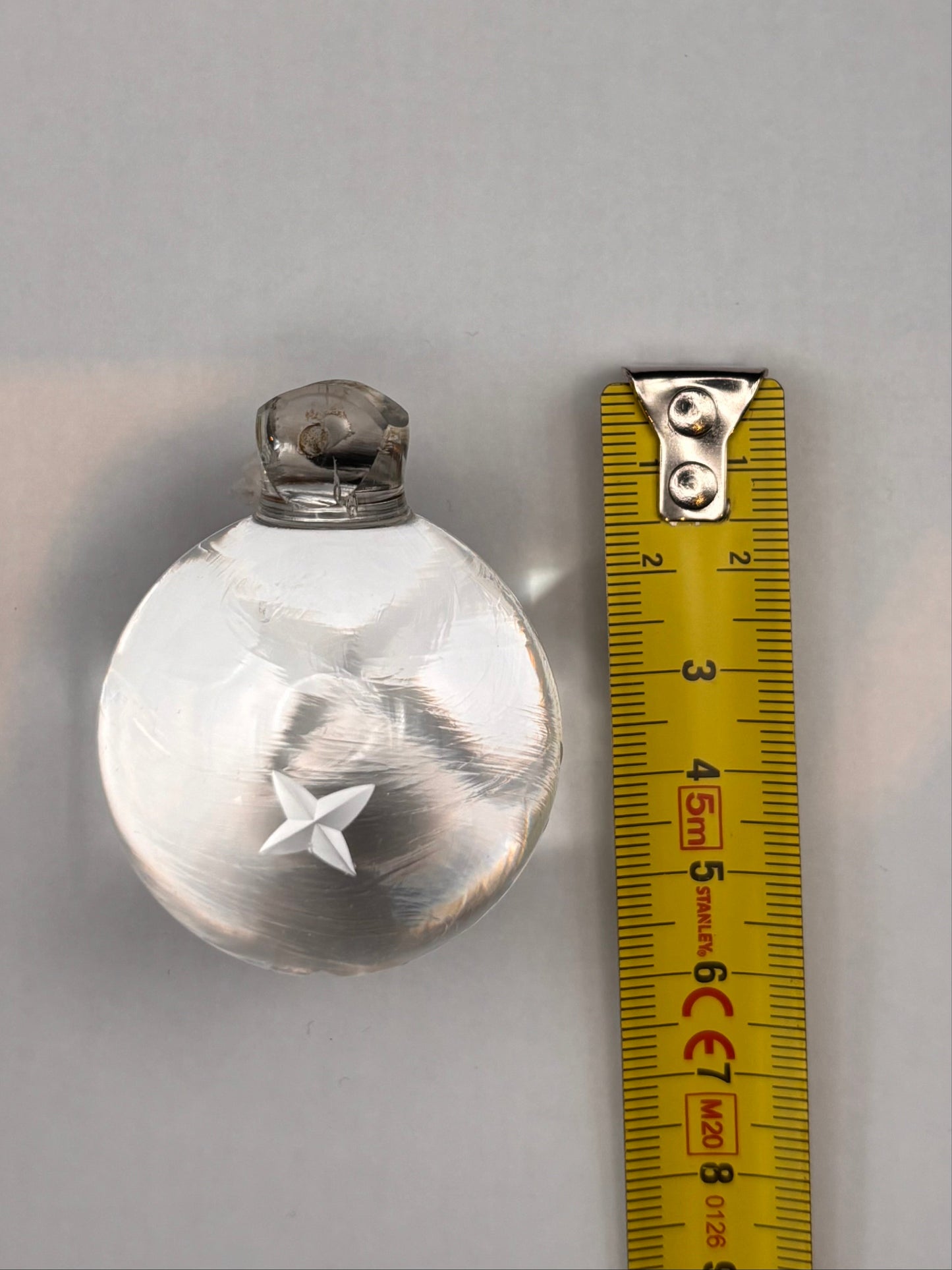 Finial with small and large stars