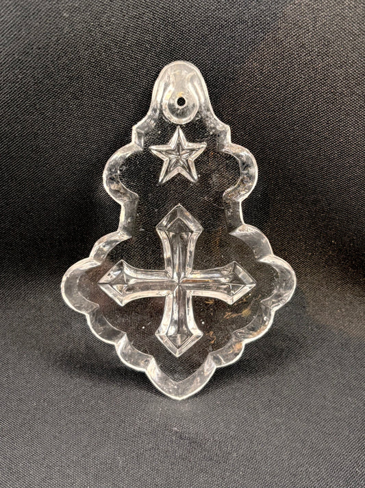 Plaquette with pointed cross and star