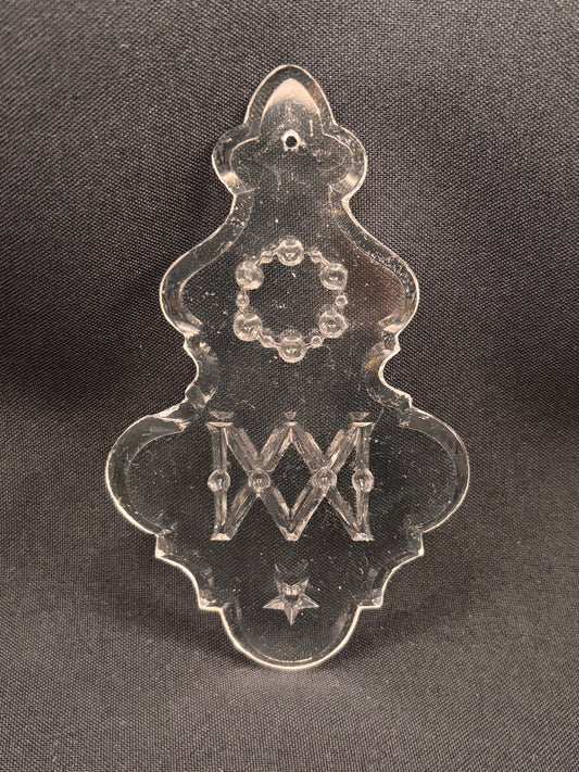 Plaquette with double 'M' and wreath (set of 6)